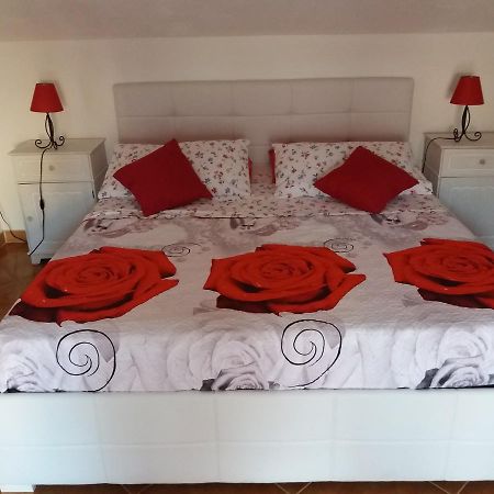Mansardina Sassu Apartment Alghero Bagian luar foto