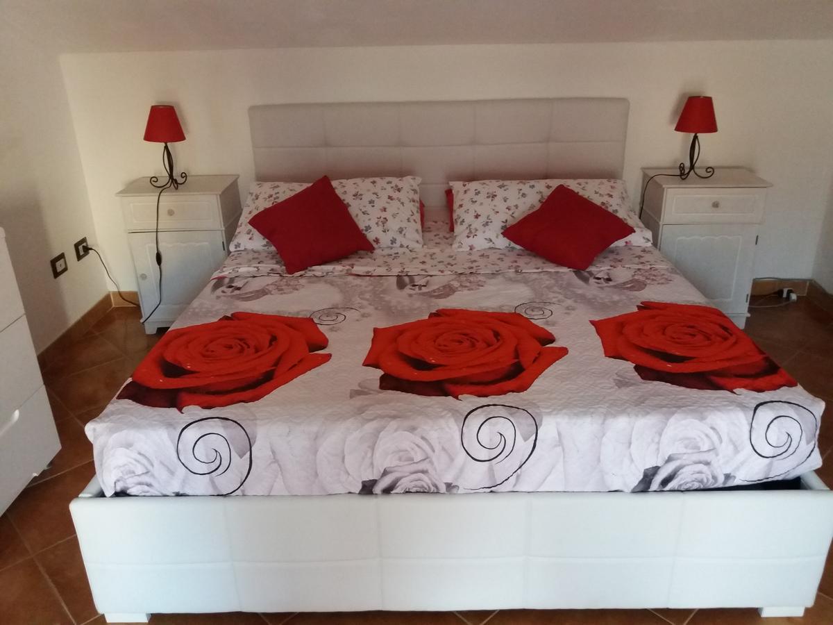 Mansardina Sassu Apartment Alghero Bagian luar foto