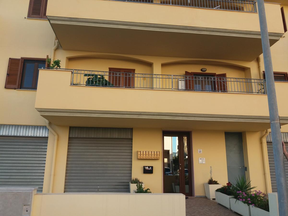 Mansardina Sassu Apartment Alghero Bagian luar foto
